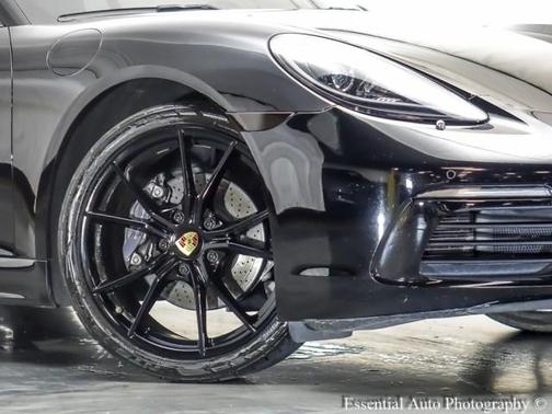 2019 Porsche 718 Cayman Base