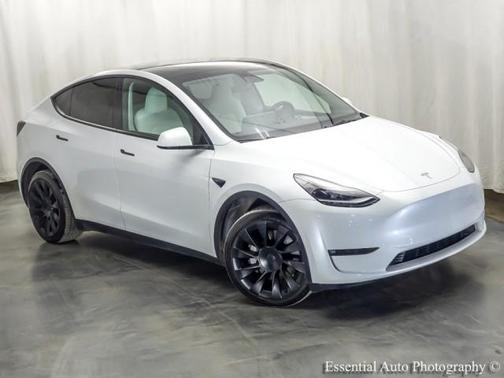 2023 Tesla Model Y Long Range