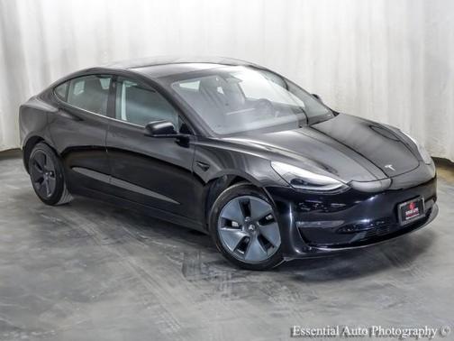 2022 Tesla Model 3 Long Range