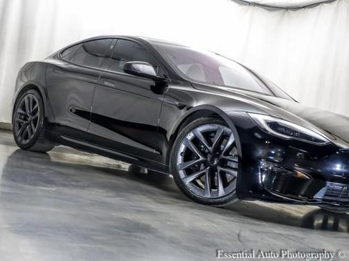 2022 Tesla Model S Plaid
