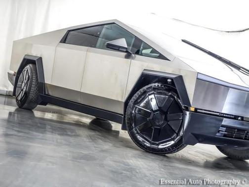 Stainless Steel 2024 Tesla Cybertruck Base