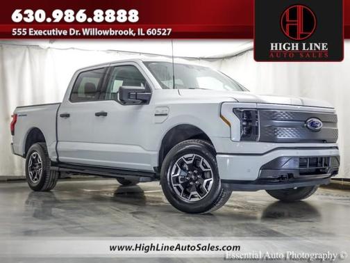 2023 Ford F-150 Lightning XLT