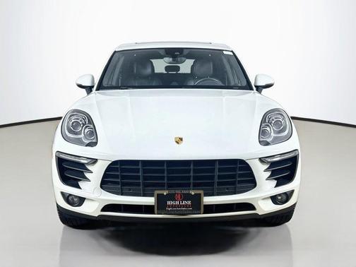 White 2017 Porsche Macan S