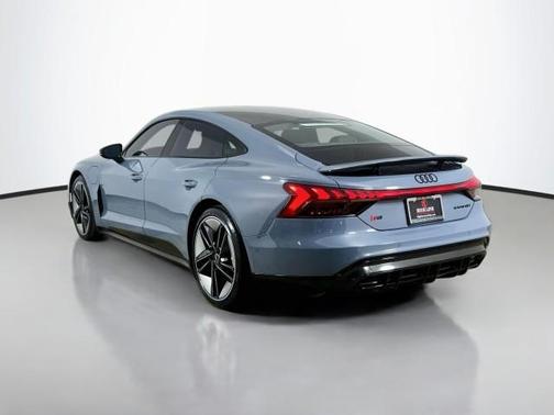 Kemora Gray Metallic 2022 Audi RS e-tron GT Base