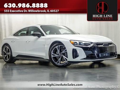 Ibis White 2022 Audi e-tron GT Premium Plus