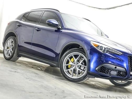 2019 Alfa Romeo Stelvio Ti Sport