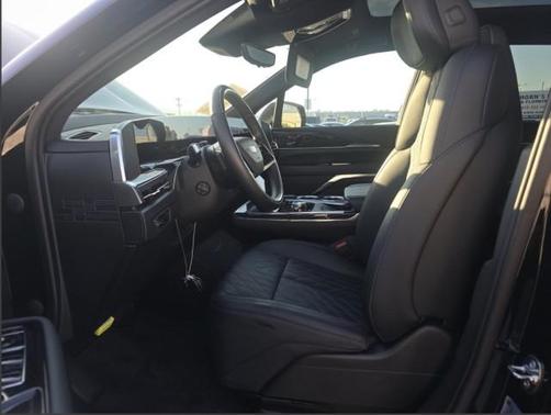 2025 Cadillac Escalade IQ Luxury 1