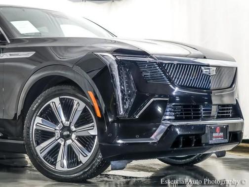 2025 Cadillac Escalade IQ Luxury 1