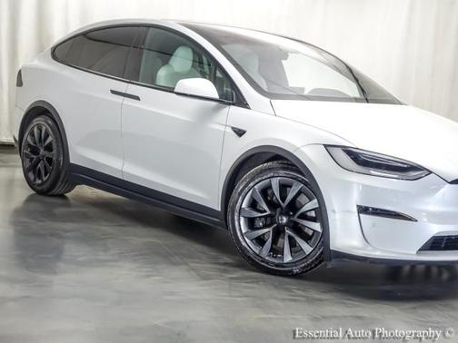 Pearl White Multi 2022 Tesla Model X Base