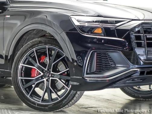 2020 Audi Q8 55 Premium Plus