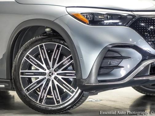 Gray Metallic 2023 Mercedes-Benz EQE 500 Base 4MATIC