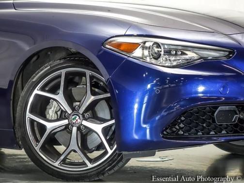 2019 Alfa Romeo Giulia Base