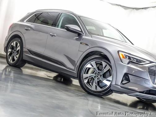 2021 Audi e-tron Premium