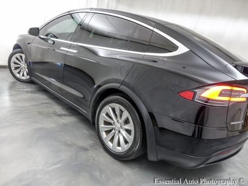 2019 Tesla Model X 75D
