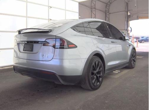2025 Tesla Model X Plaid