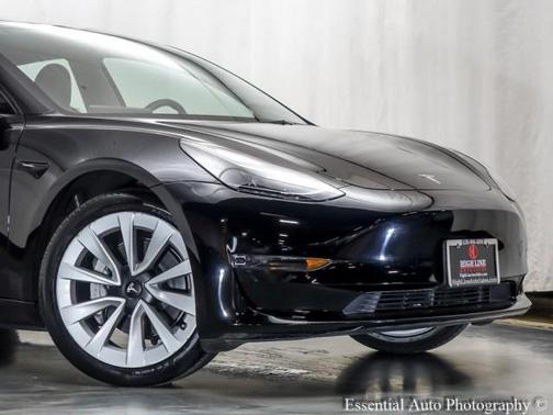 2023 Tesla Model 3 Base