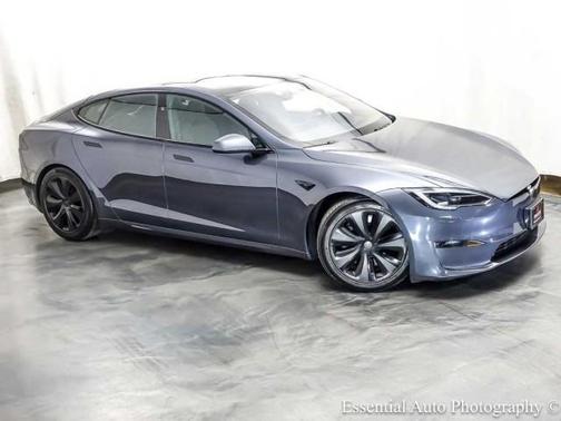 Midnight Silver Metallic 2023 Tesla Model S HW4