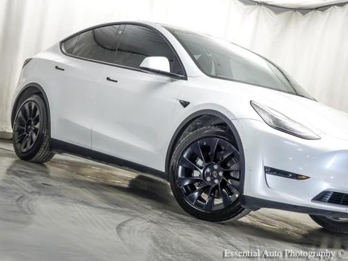 2022 Tesla Model Y Long Range