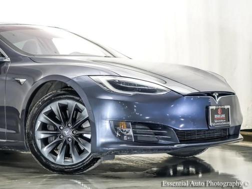 2020 Tesla Model S Long Range Plus
