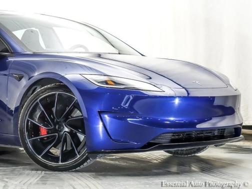 2024 Tesla Model 3 Performance