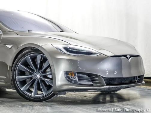 2016 Tesla Model S 75D