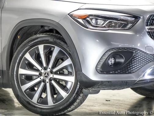 2021 Mercedes-Benz GLA 250 Base 4MATIC