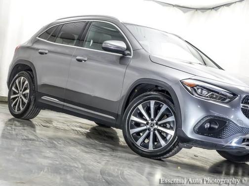 2021 Mercedes-Benz GLA 250 Base 4MATIC