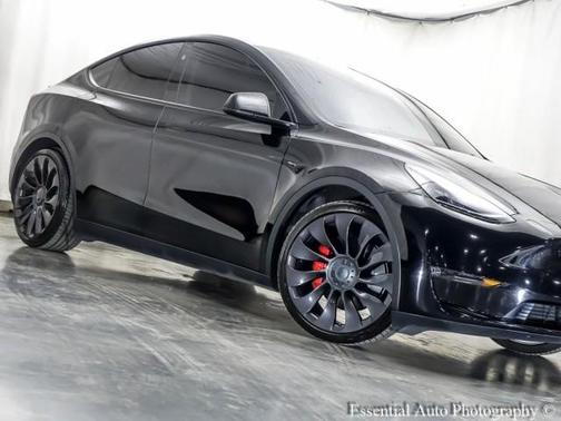 2023 Tesla Model Y Performance