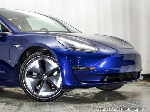 2020 Tesla Model 3 Standard Range Plus
