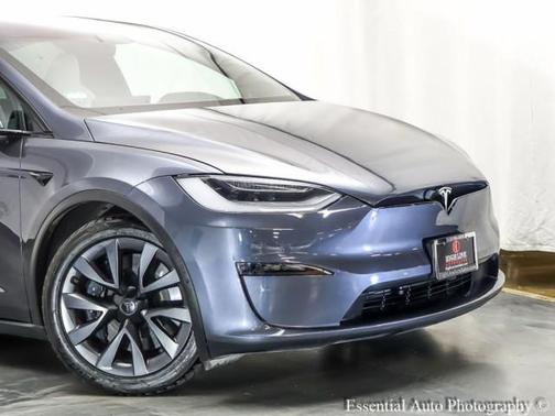 2022 Tesla Model X Base