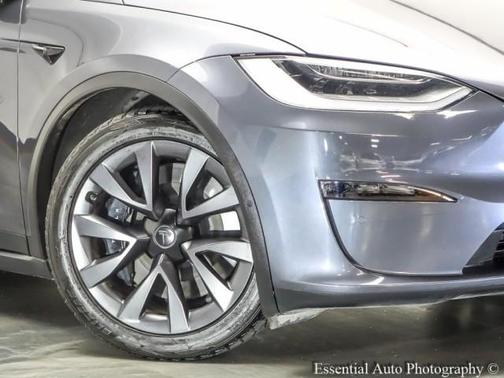 2022 Tesla Model X Base