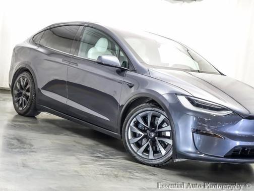 2022 Tesla Model X Base