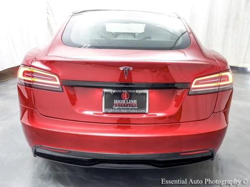 Red Multi 2022 Tesla Model S Base