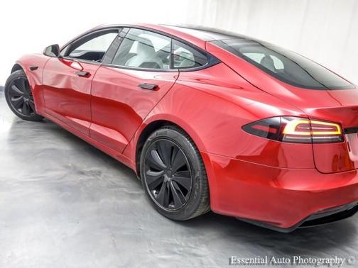 Red Multi 2022 Tesla Model S Base