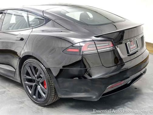Black 2023 Tesla Model S Plaid