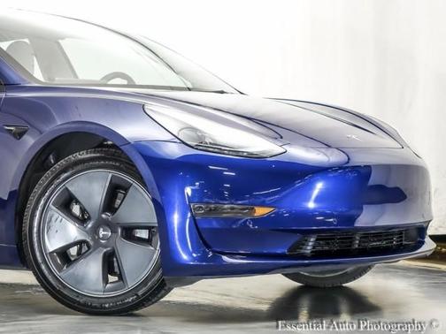 2022 Tesla Model 3 Base