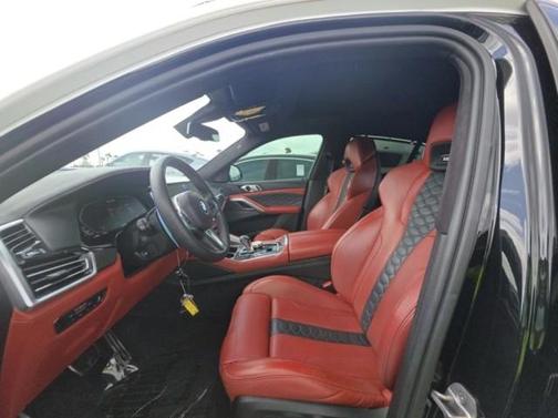 White 2022 BMW X6 M Base