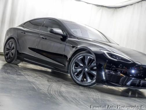 2022 Tesla Model S Base