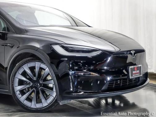 2022 Tesla Model X Plaid