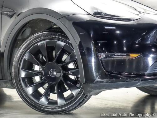 Black 2023 Tesla Model Y Long Range