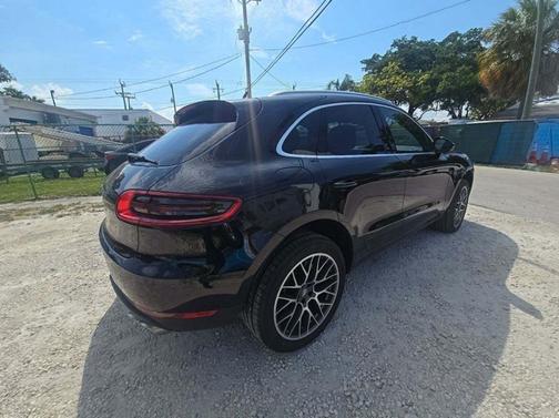 2016 Porsche Macan S