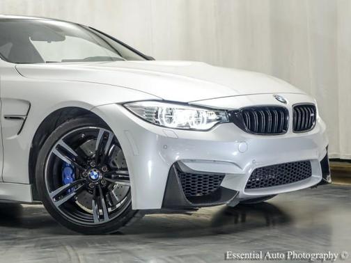 Mineral White Metallic 2017 BMW M4 Base