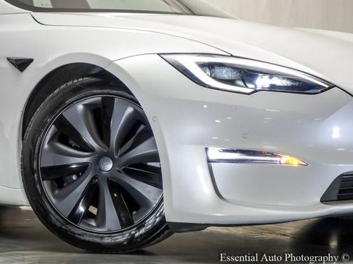 2022 Tesla Model S Base