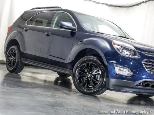 Patriot Blue Metallic 2017 Chevrolet Equinox LT