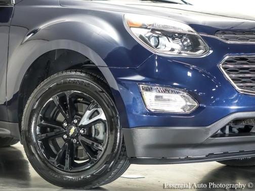 Patriot Blue Metallic 2017 Chevrolet Equinox LT