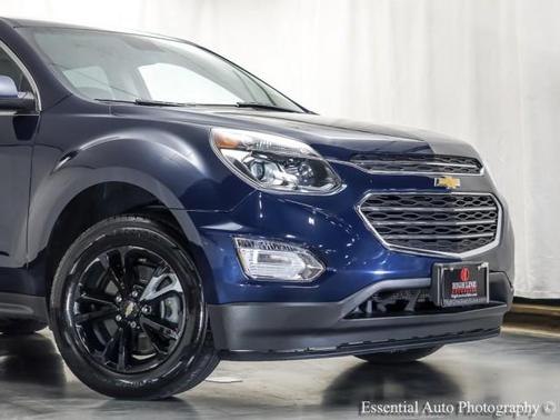 Patriot Blue Metallic 2017 Chevrolet Equinox LT
