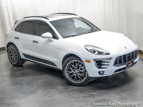 White 2018 Porsche Macan Sport Edition