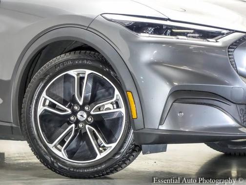2021 Ford Mustang Mach-E Select