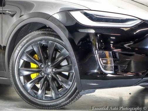 2021 Tesla Model X Long Range