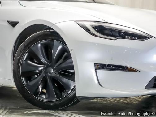 2022 Tesla Model S Base